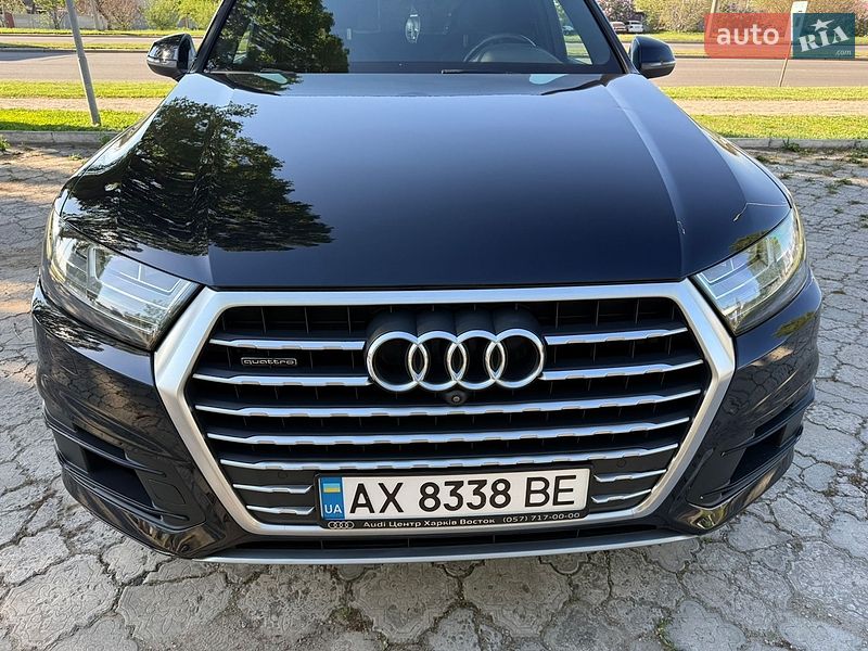 Внедорожник / Кроссовер Audi Q7 2017 в Харькове