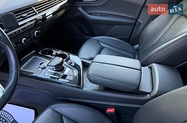 Внедорожник / Кроссовер Audi Q7 2017 в Харькове