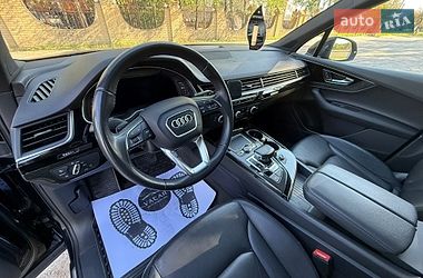 Внедорожник / Кроссовер Audi Q7 2017 в Харькове