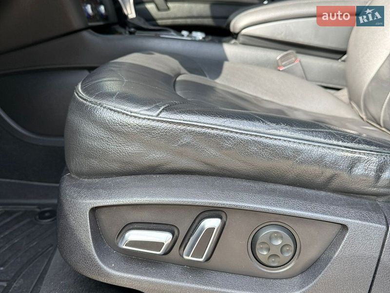 Внедорожник / Кроссовер Audi Q7 2013 в Тернополе