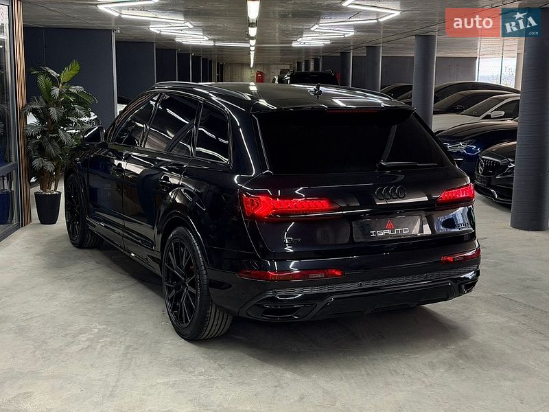 Внедорожник / Кроссовер Audi Q7 2020 в Одессе