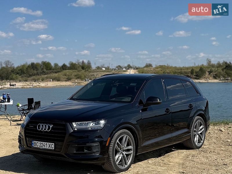 Внедорожник / Кроссовер Audi Q7 2017 в Львове