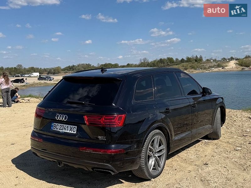 Внедорожник / Кроссовер Audi Q7 2017 в Львове