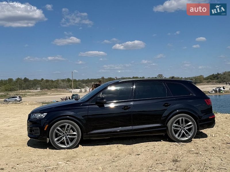 Внедорожник / Кроссовер Audi Q7 2017 в Львове