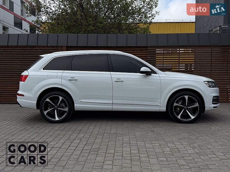 Внедорожник / Кроссовер Audi Q7 2018 в Одессе