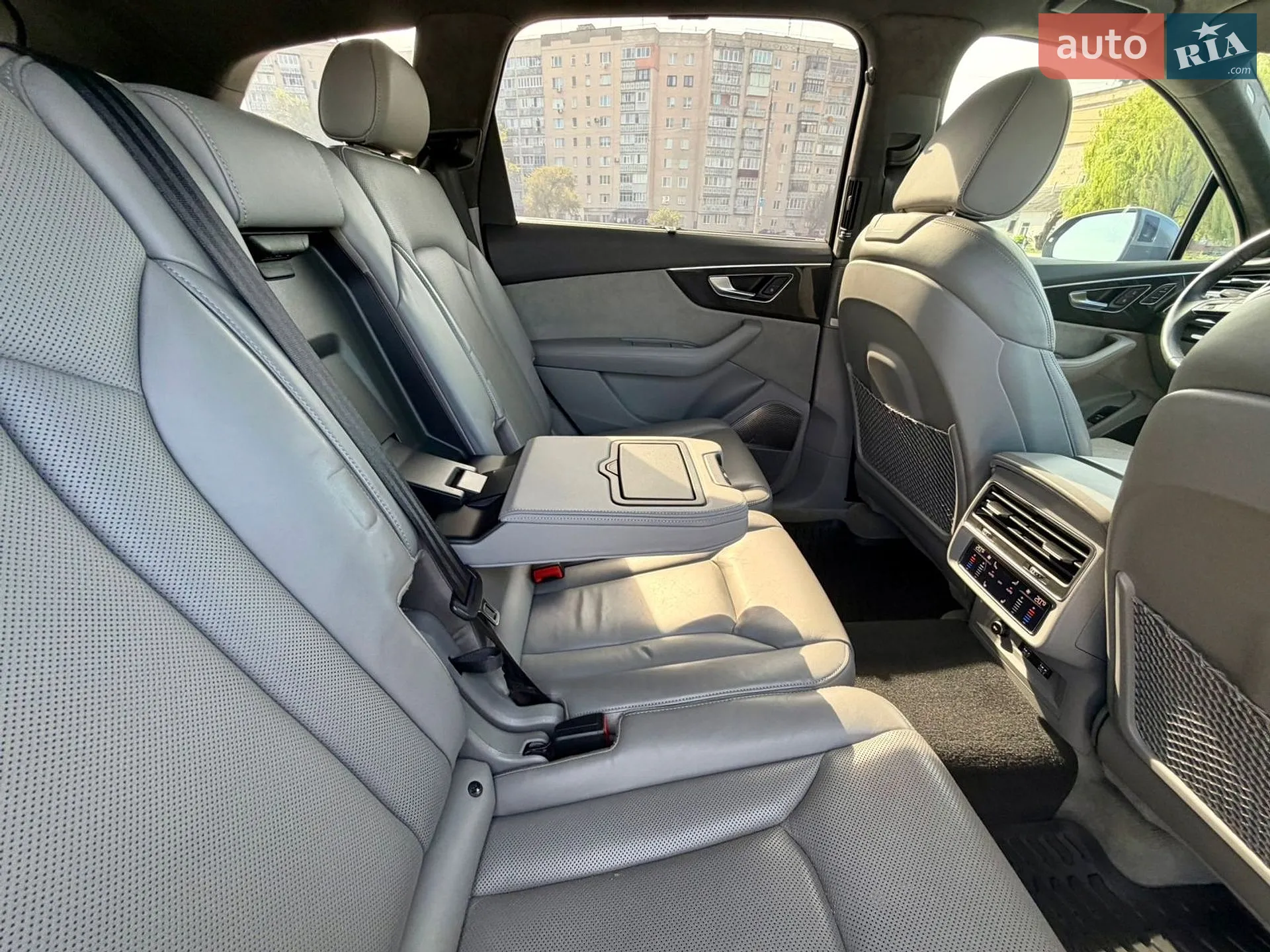 2020 Audi Q7 - мініатюра 28
