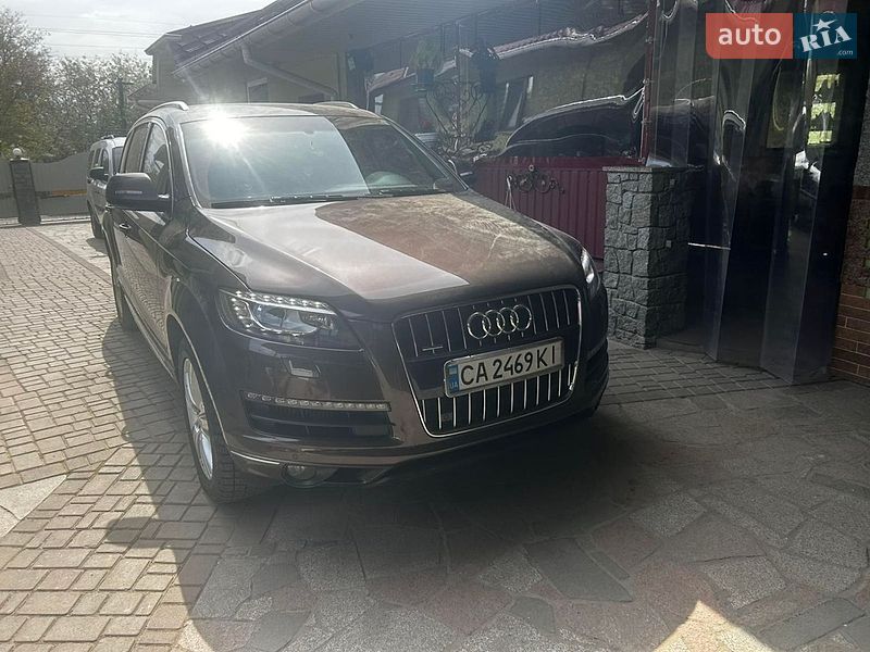 Внедорожник / Кроссовер Audi Q7 2012 в Жашкове
