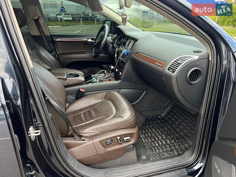 Внедорожник / Кроссовер Audi Q7 2012 в Киеве