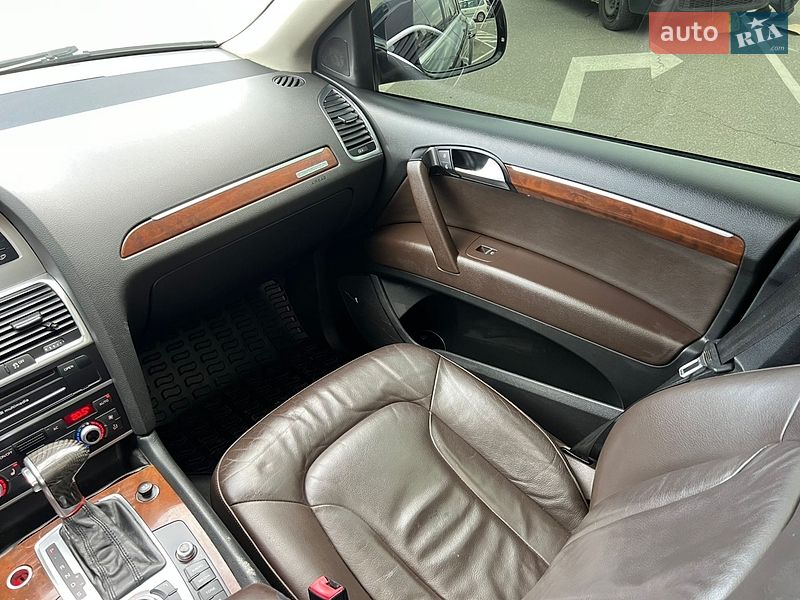 Внедорожник / Кроссовер Audi Q7 2012 в Киеве