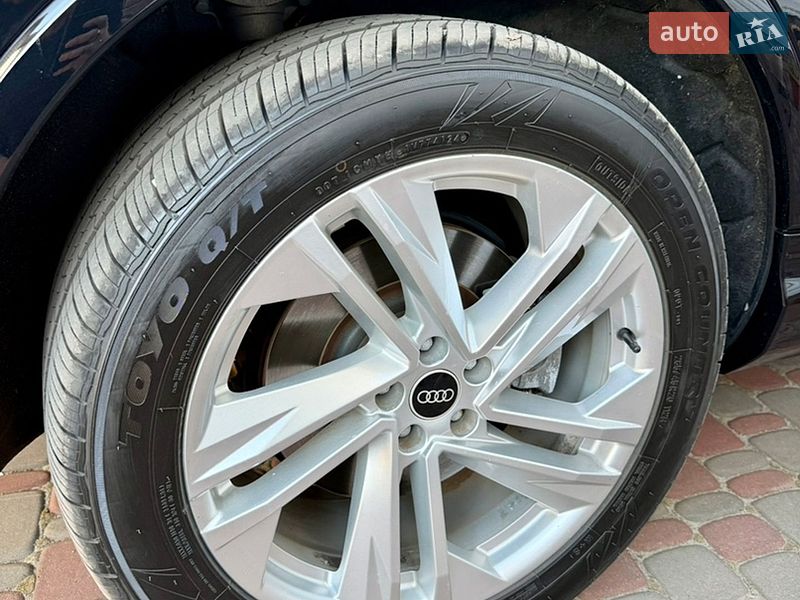 Позашляховик / Кросовер Audi Q7 2021 в Прилуках