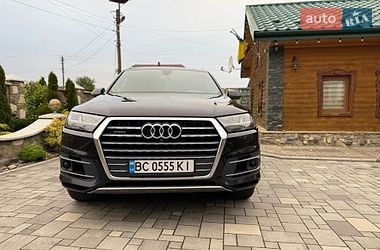 Позашляховик / Кросовер Audi Q7 2017 в Моршині