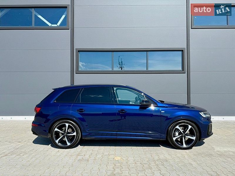 Внедорожник / Кроссовер Audi Q7 2020 в Броварах