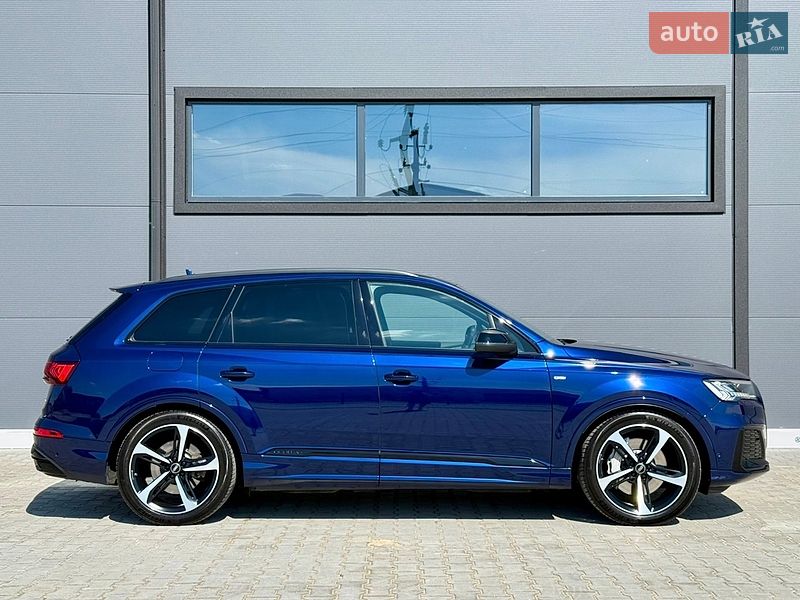 Внедорожник / Кроссовер Audi Q7 2020 в Броварах