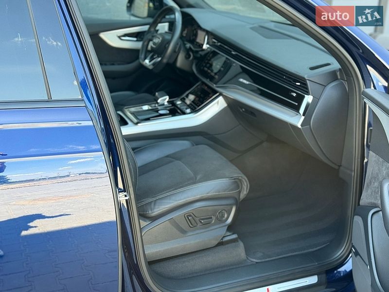 Внедорожник / Кроссовер Audi Q7 2020 в Броварах