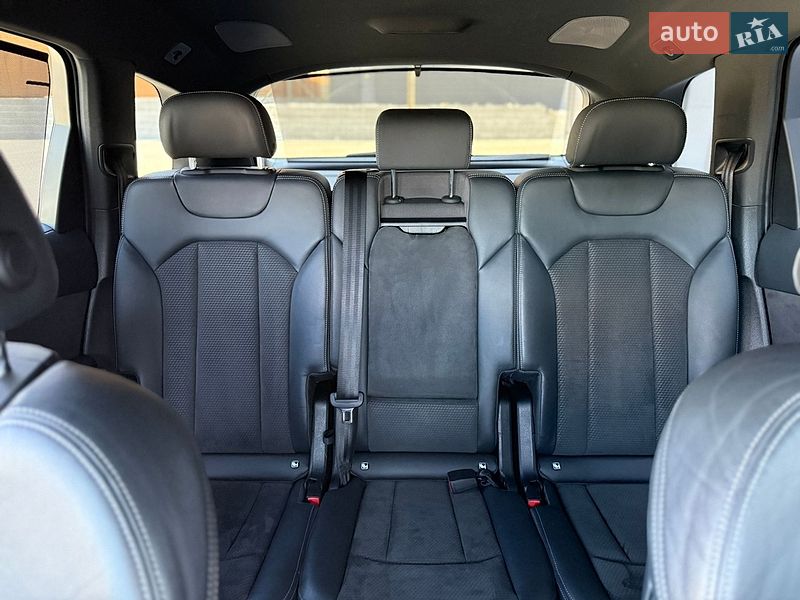 Внедорожник / Кроссовер Audi Q7 2020 в Броварах