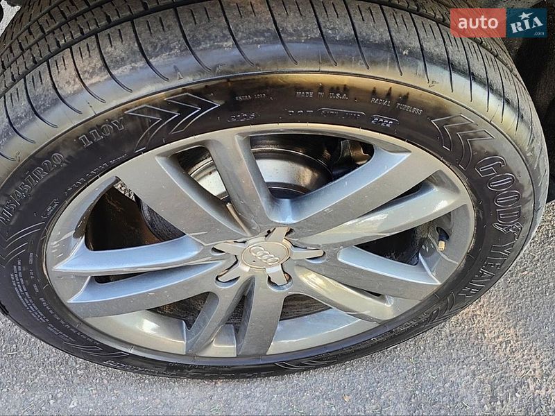 Внедорожник / Кроссовер Audi Q7 2014 в Дубно