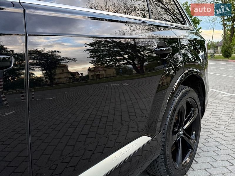 Внедорожник / Кроссовер Audi Q7 2018 в Коломые