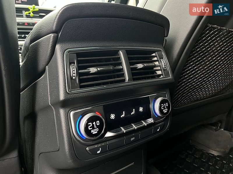 Внедорожник / Кроссовер Audi Q7 2017 в Киеве