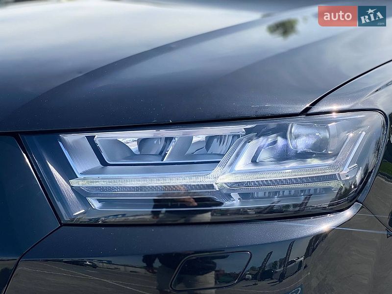 Внедорожник / Кроссовер Audi Q7 2018 в Киеве