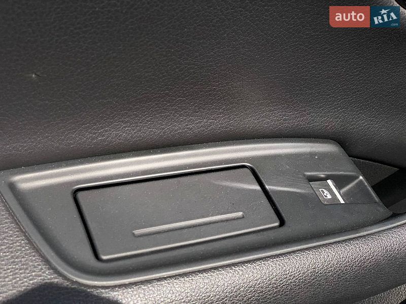 Внедорожник / Кроссовер Audi Q7 2018 в Киеве