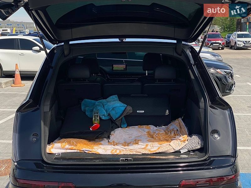 Внедорожник / Кроссовер Audi Q7 2018 в Киеве