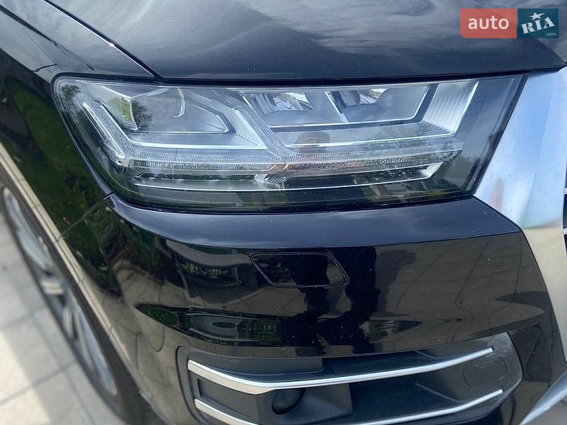 Внедорожник / Кроссовер Audi Q7 2018 в Киеве