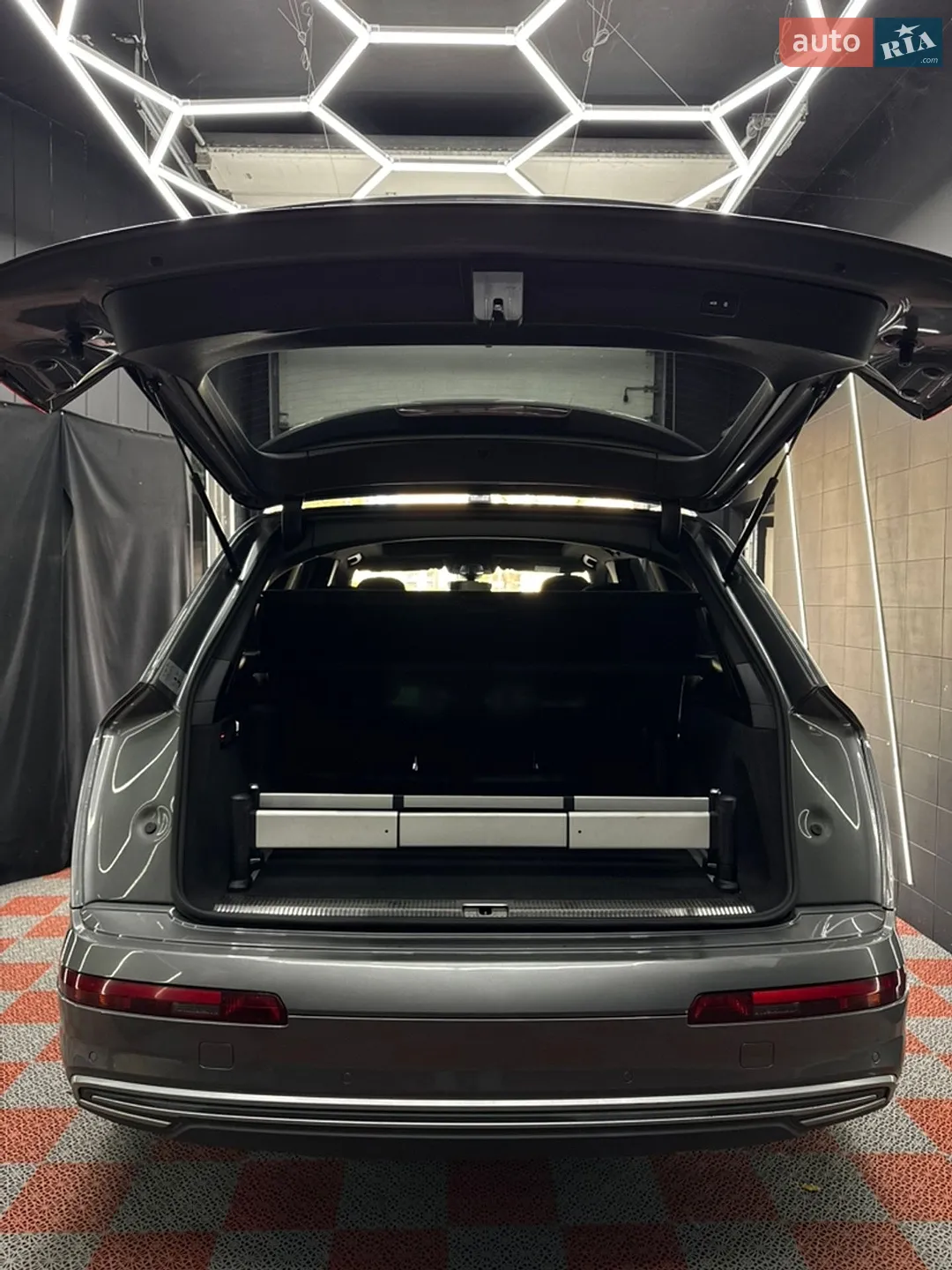 2016 Audi Q7 - мініатюра 2