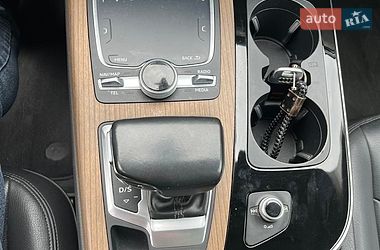 Внедорожник / Кроссовер Audi Q7 2017 в Городке