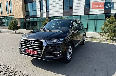 Внедорожник / Кроссовер Audi Q7 2017 в Хмельницком