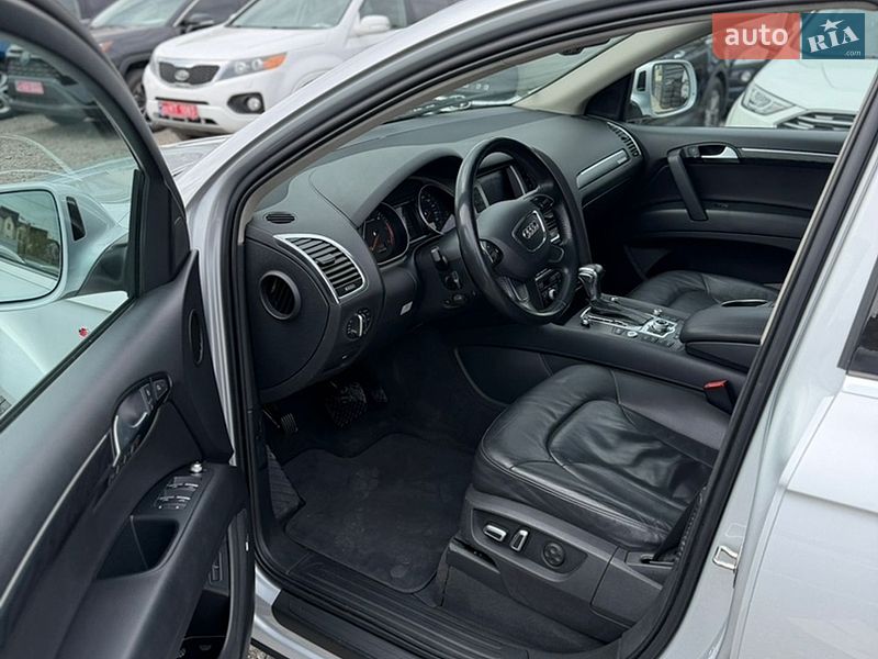 Внедорожник / Кроссовер Audi Q7 2014 в Ровно