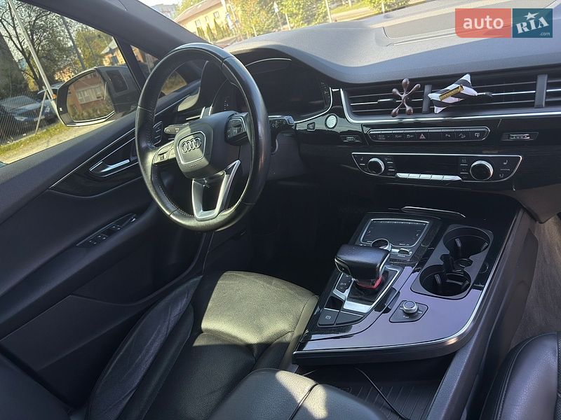 Внедорожник / Кроссовер Audi Q7 2016 в Львове