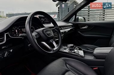 Внедорожник / Кроссовер Audi Q7 2018 в Киеве