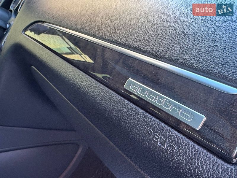 Позашляховик / Кросовер Audi Q7 2015 в Львові