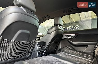 Внедорожник / Кроссовер Audi Q7 2017 в Киеве