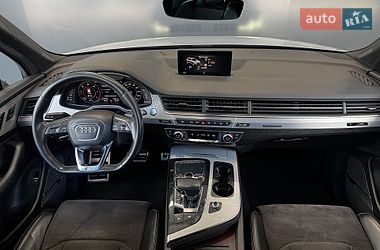 Внедорожник / Кроссовер Audi Q7 2017 в Киеве