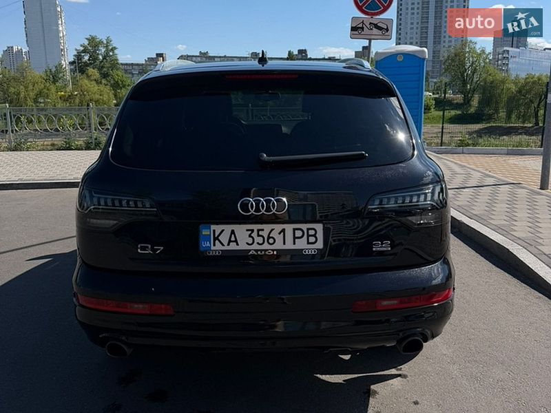 Внедорожник / Кроссовер Audi Q7 2012 в Киеве