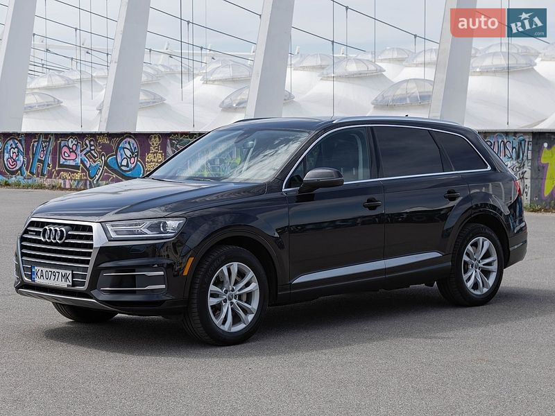 Внедорожник / Кроссовер Audi Q7 2016 в Киеве