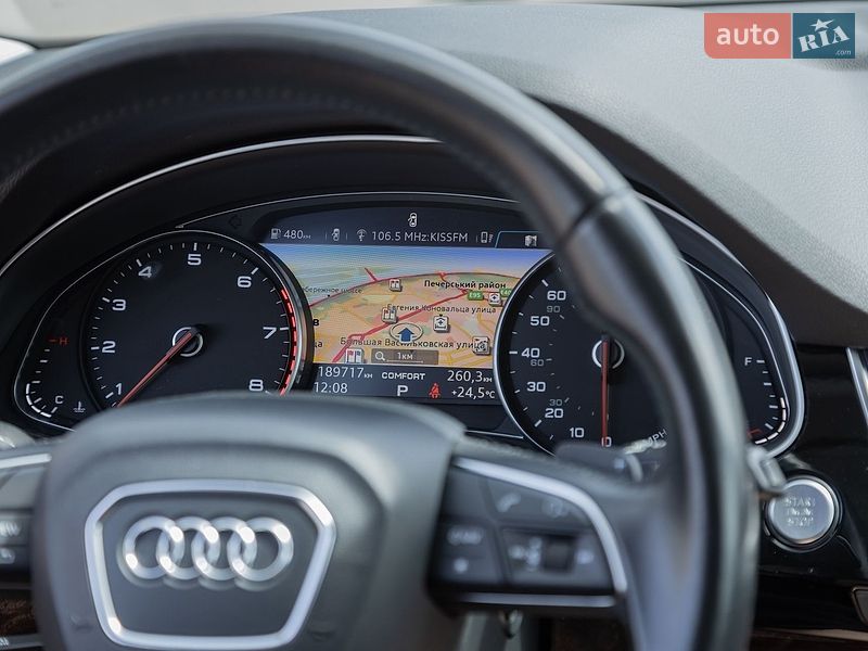 Внедорожник / Кроссовер Audi Q7 2016 в Киеве