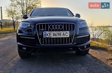 Внедорожник / Кроссовер Audi Q7 2010 в Днепре