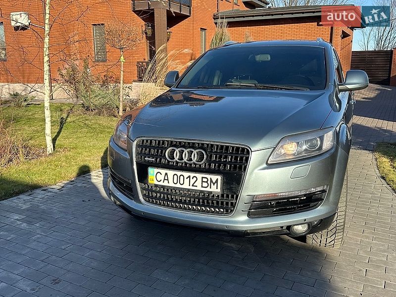 Внедорожник / Кроссовер Audi Q7 2008 в Киеве