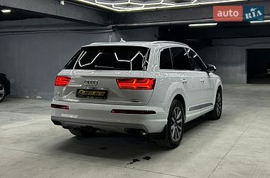 Позашляховик / Кросовер Audi Q7 2018 в Чернівцях