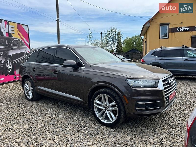 Позашляховик / Кросовер Audi Q7 2017 в Коломиї
