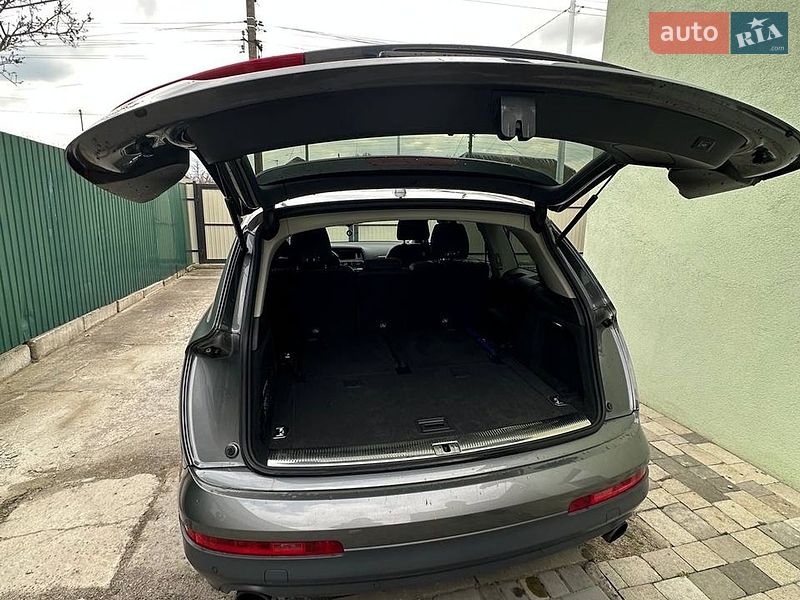 Внедорожник / Кроссовер Audi Q7 2012 в Киеве