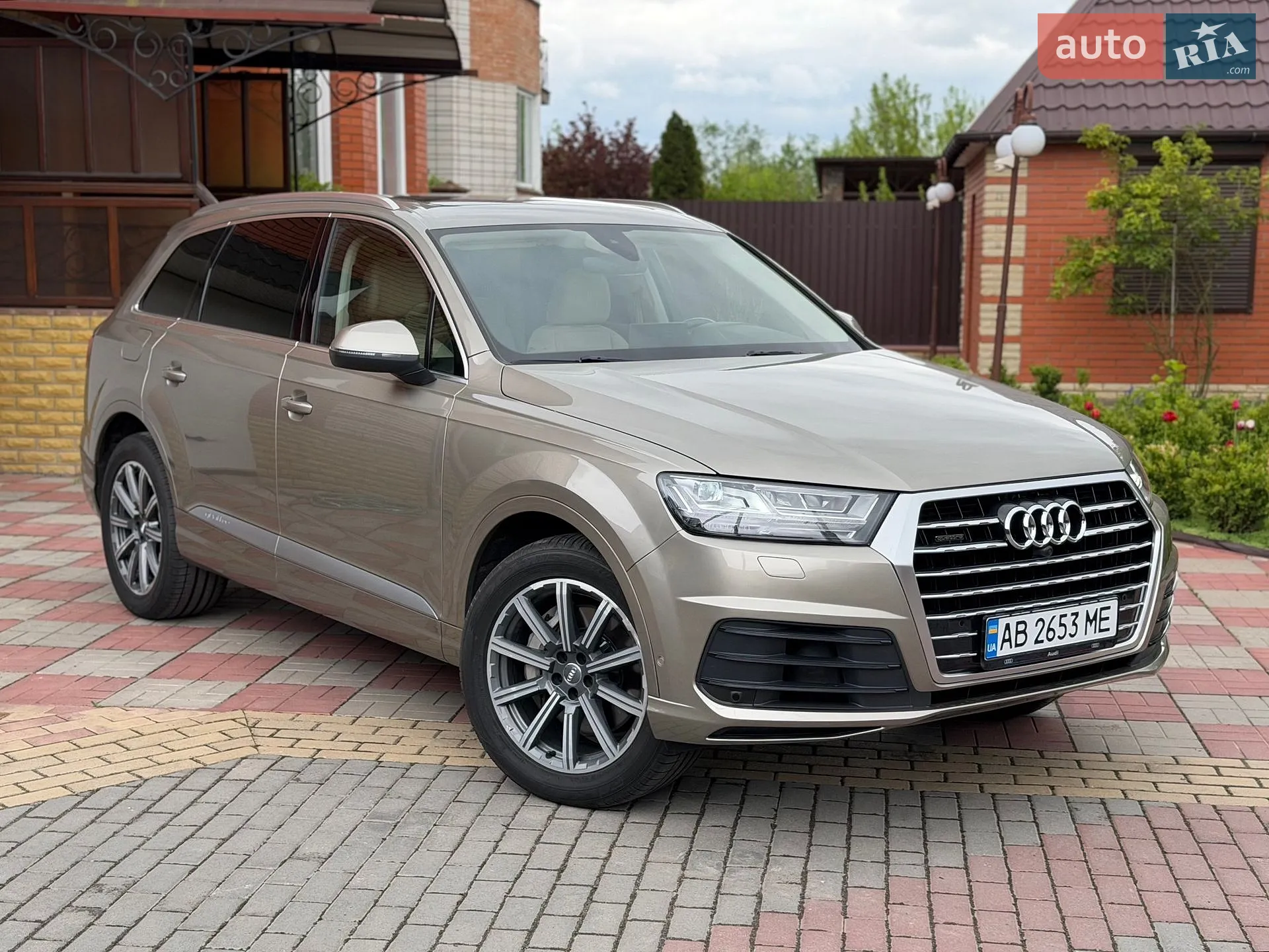 2016 Audi Q7 - мініатюра 2