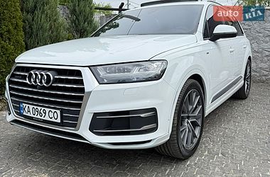 Внедорожник / Кроссовер Audi Q7 2016 в Петровском (нов. Святопетровском)