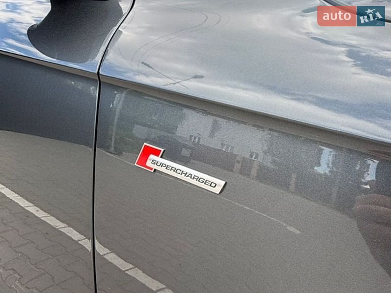 Внедорожник / Кроссовер Audi Q7 2015 в Львове