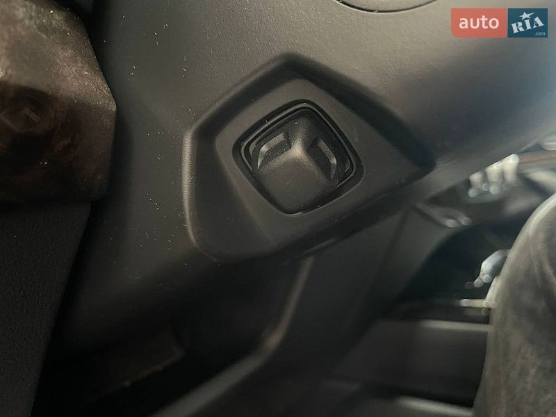 Внедорожник / Кроссовер Audi Q7 2017 в Киеве