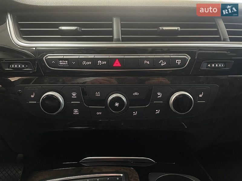 Внедорожник / Кроссовер Audi Q7 2017 в Киеве
