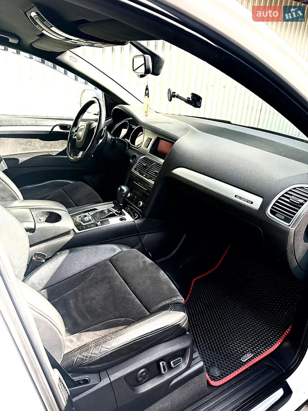 2010 Audi Q7 - мініатюра 22