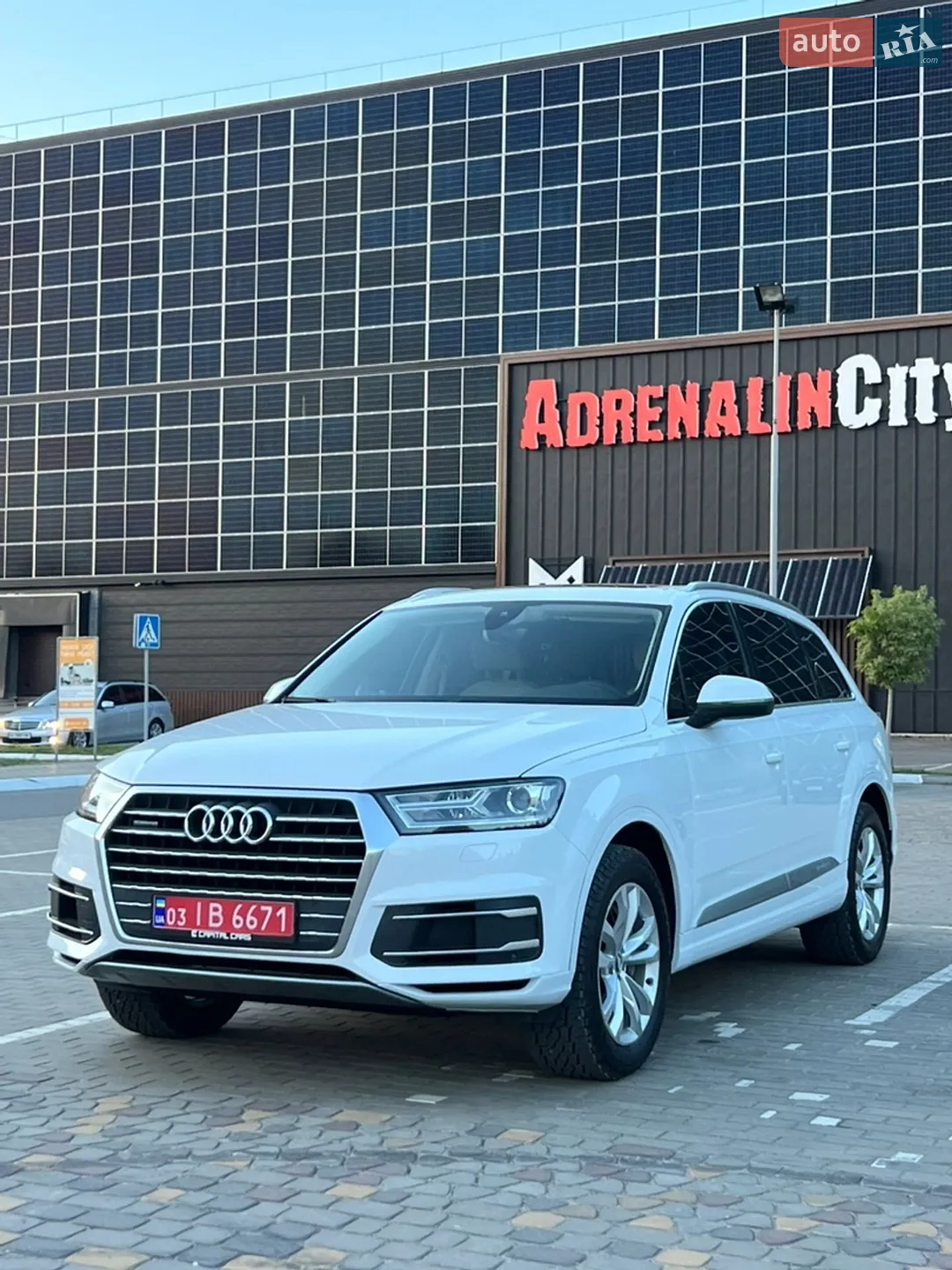 2017 Audi Q7 - мініатюра 2